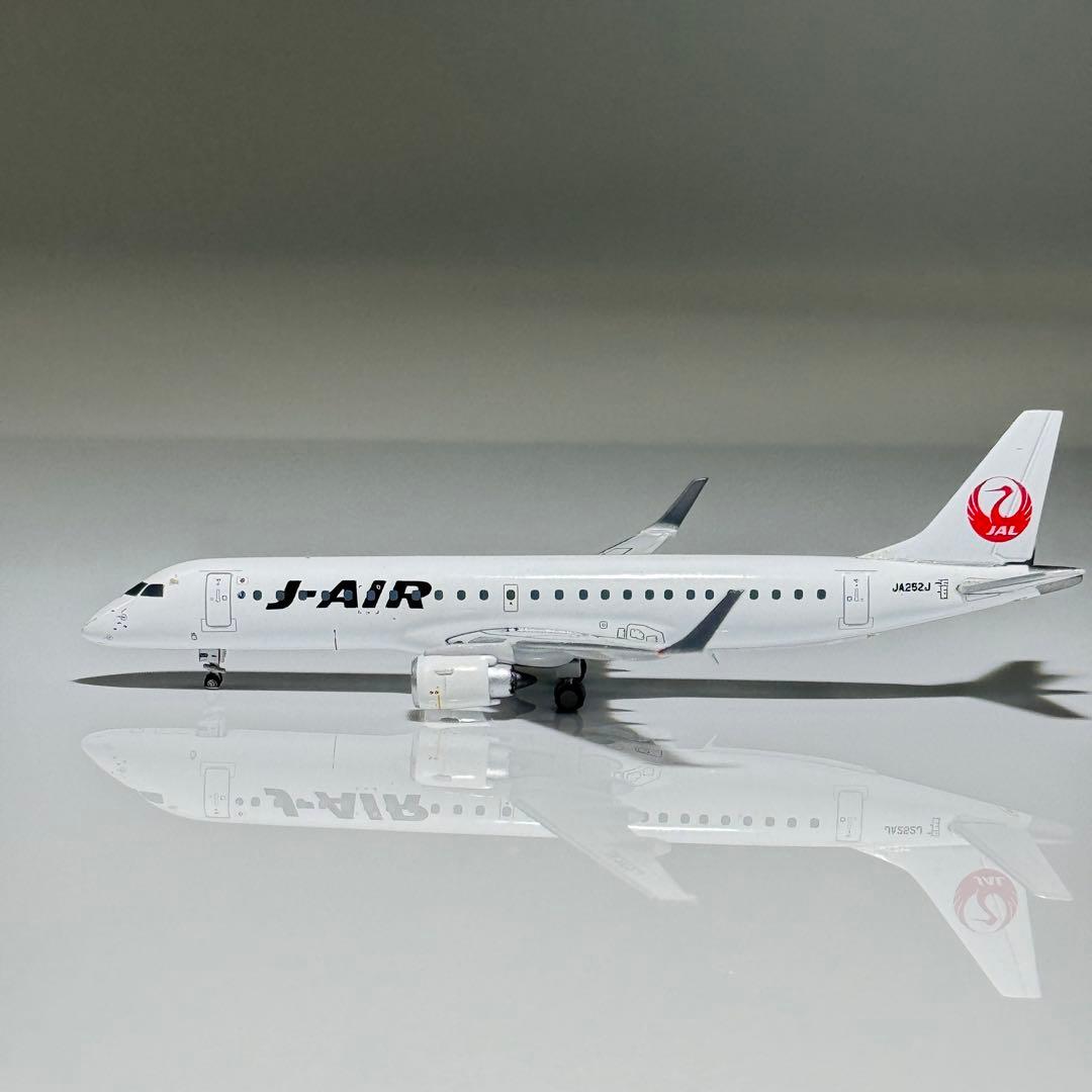 1/400 JCWings J-AIR Embraer E190STD日本航空
