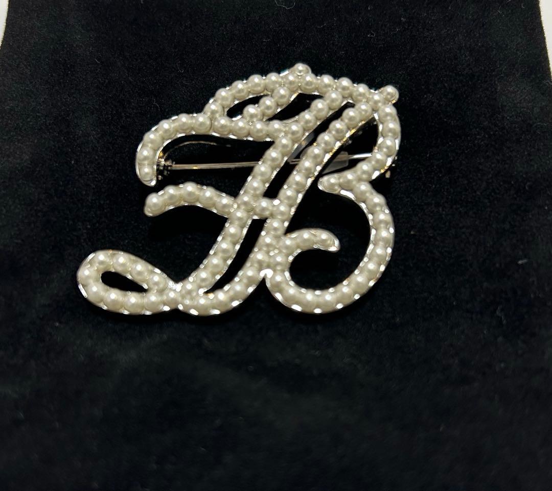 フォクシー　ブローチ　希少　　Signature Pearl