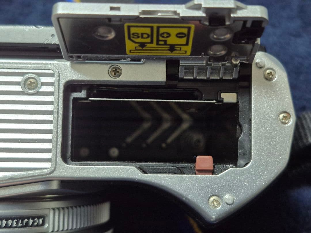 OLYMPUS OM-D E-M10 Mark iii【ダブルズームキット】