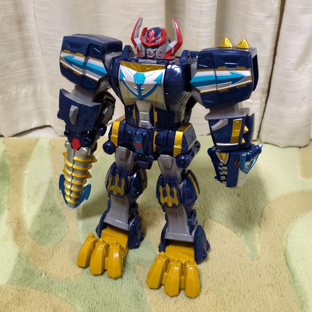 豪獣神　海賊戦隊　ゴーカイジャー　ゴウジュウジン　ロボット　ロボ　ゴジュウジャー