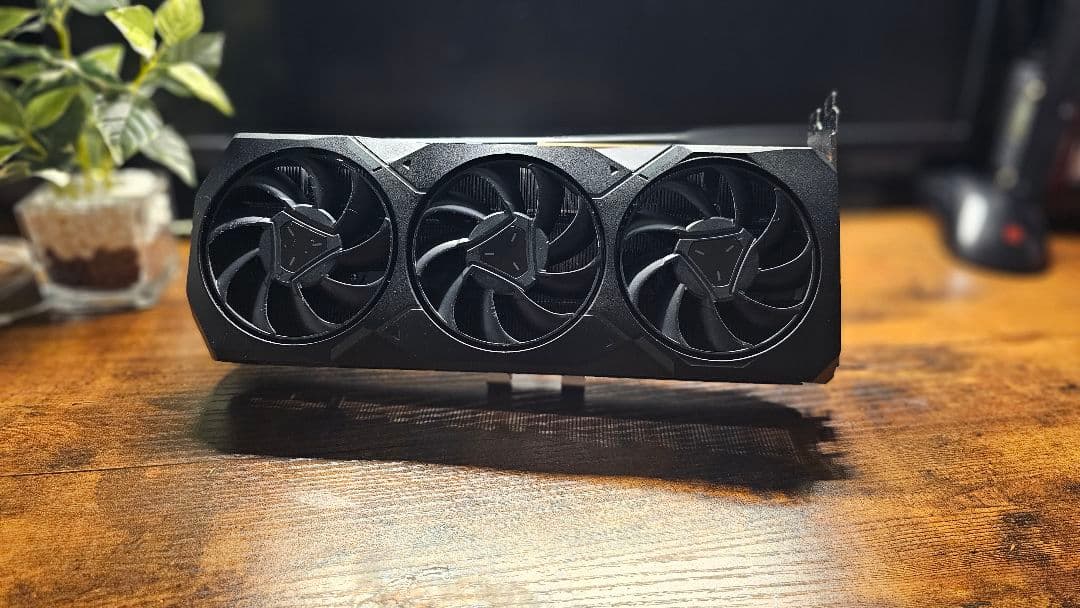 rx7900xt 玄人志向　本体のみ