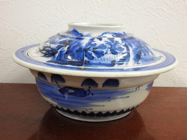 伊万里　蓋付鉢　M586