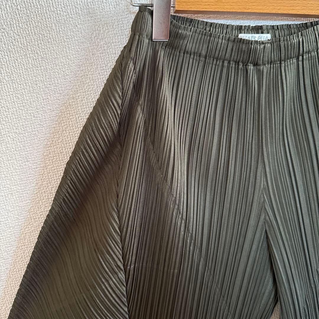 専用　　イッセイミヤケ　プリーツプリーズ　変形パンツ
