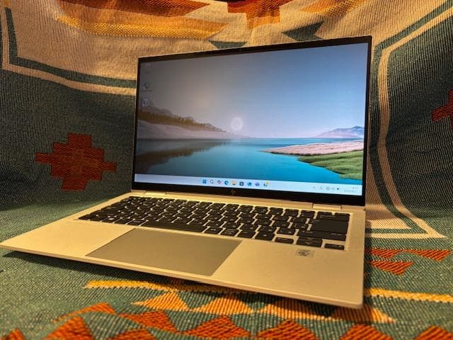 ♪限定年末セール♪　HP EliteBook x360 1040 G7　(1)