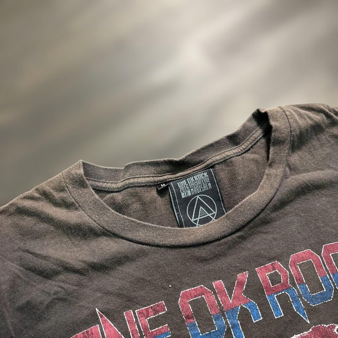 8SM1 ONE OK ROCK 16’s 渚園LIVE 限定Tシャツ　古着