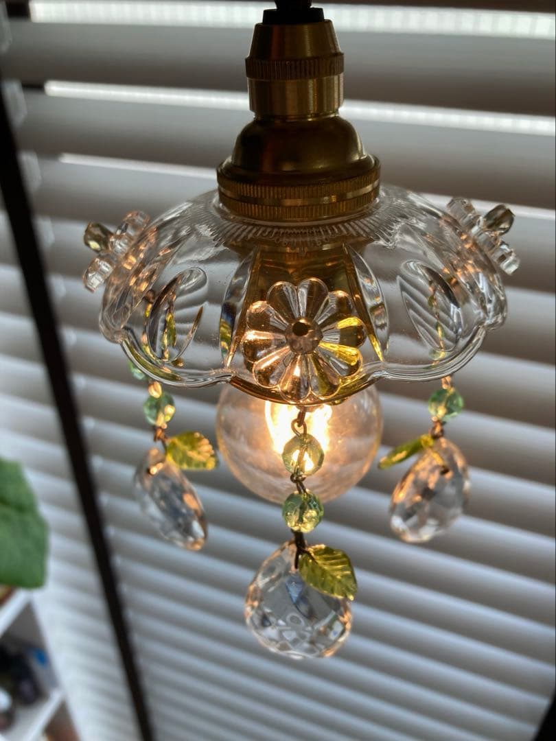 専用　ミニシャンデリア　【植物】　ウランガラスビーズ　フランス　超ミニシェード