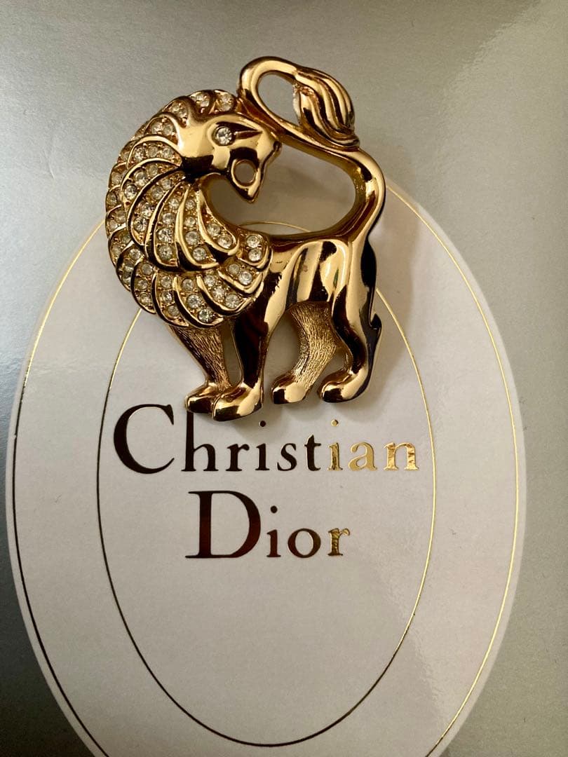 専用◆クリスチャンディオールChristian Diorブローチライオンモチーフ