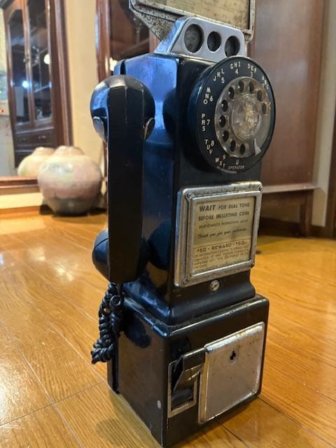アメリカの公衆電話レトロ