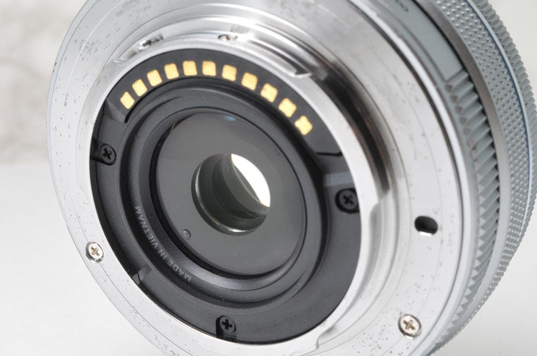 ショット数新品級❣️OLYMPUS PEN E-PL10⭐️Wi-Fi ミラーレス