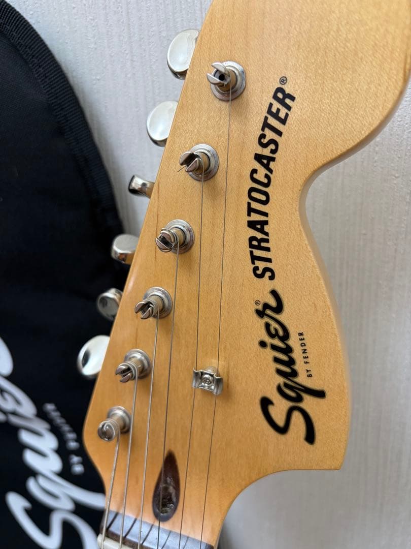 Squier Fender Classic Vibe 70s HSS ギター