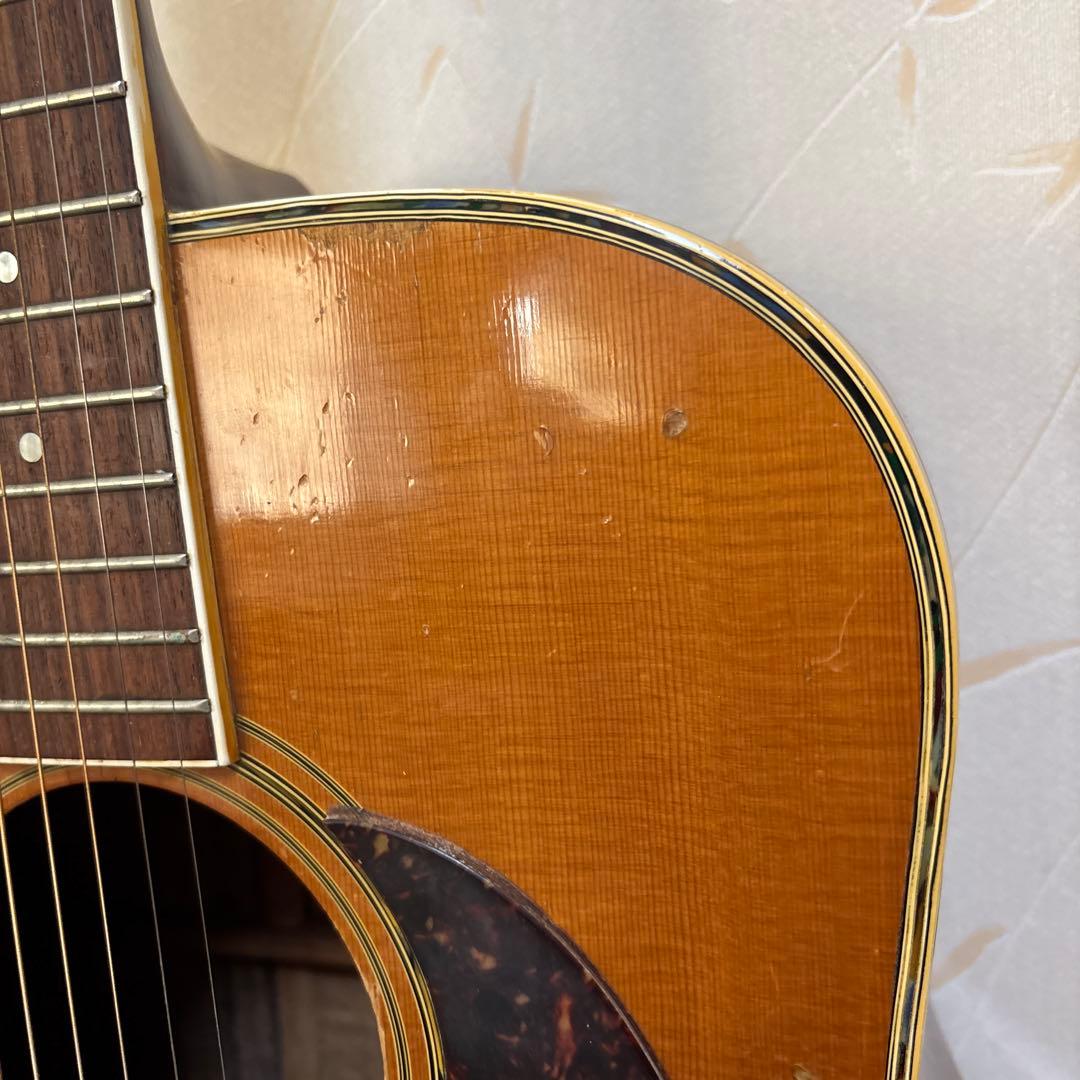 いい感じのMorris スペシャルW-50 とレア品アイバニーズPUと教則本