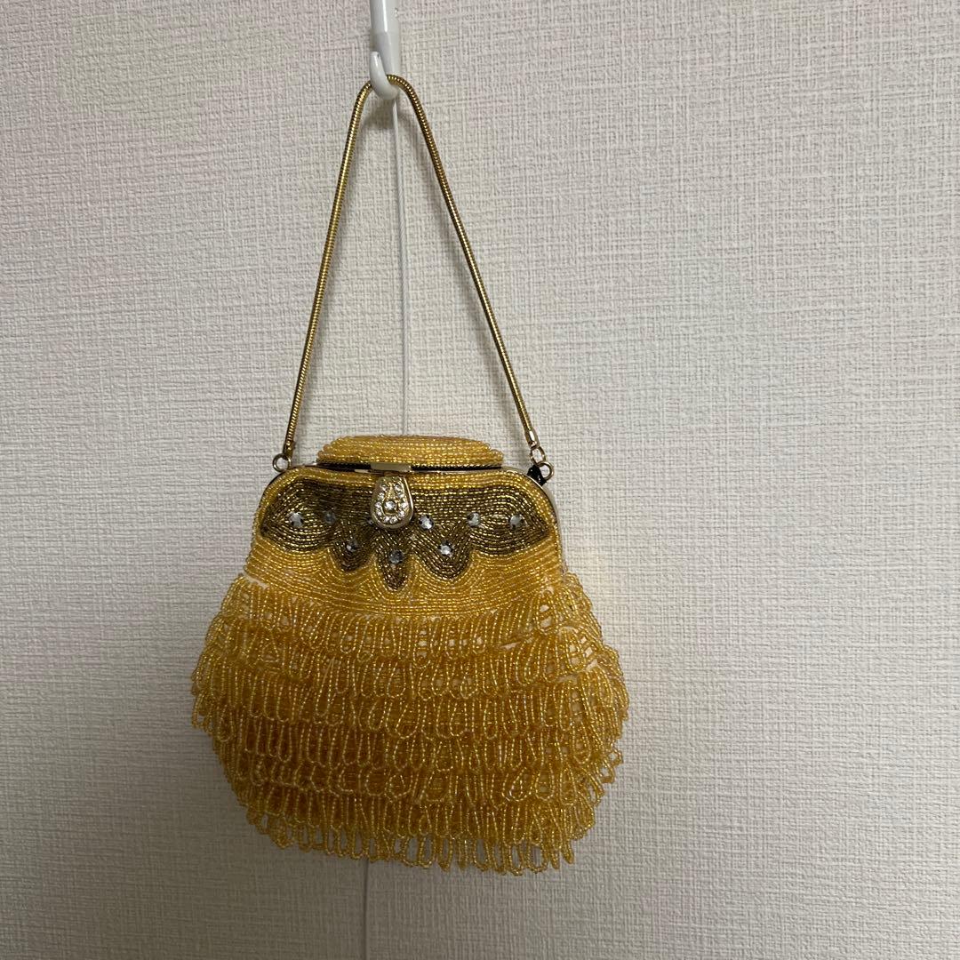 未使用品！豪華！VOICEMAIL ビーズ装飾 ゴールドパーティーバッグ