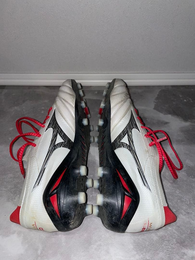 MIZUNO モレリアNEOIVβ 27.5