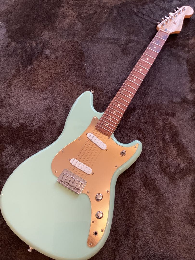 フェンダー　メキシコ　デュオソニック　ギター　グリーン