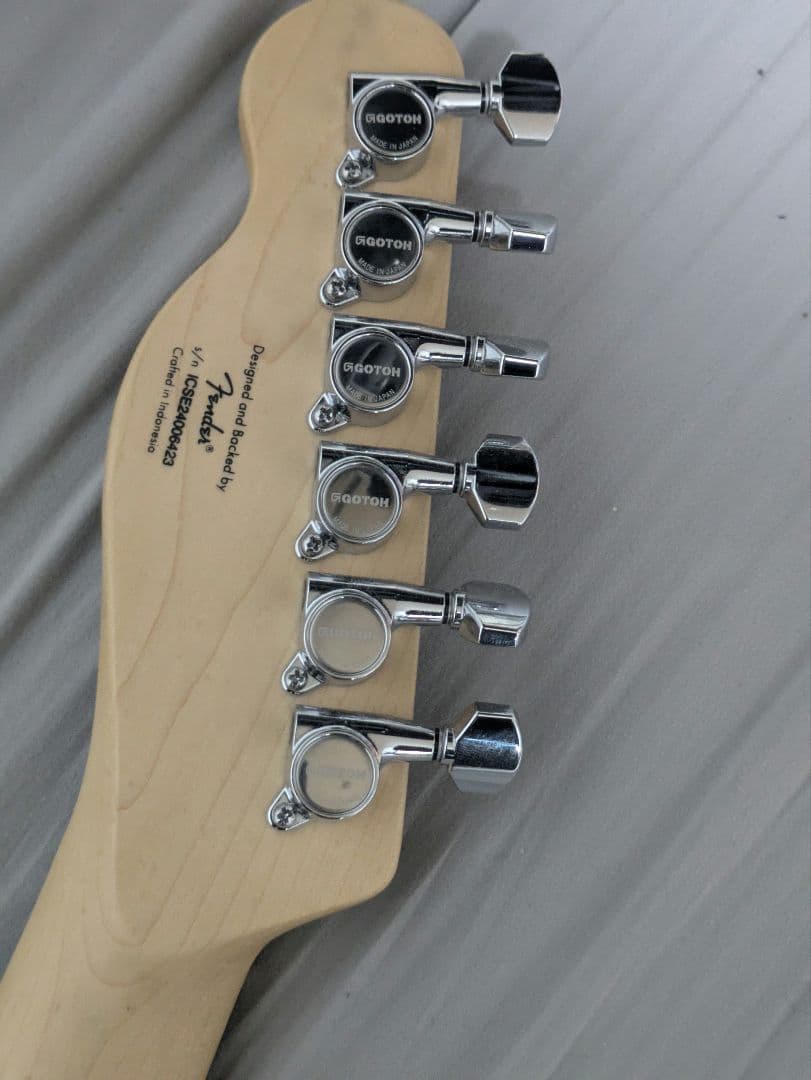 Squier　Affinity テレキャスター　LPB　ロックペグ交換済み