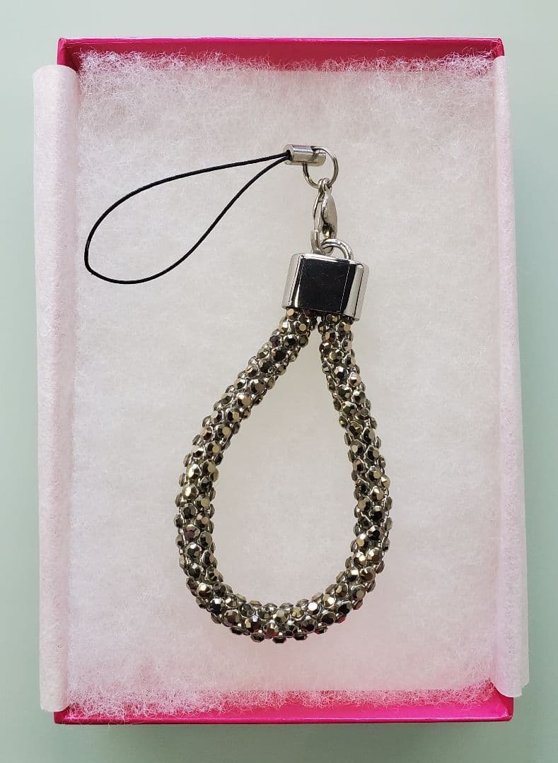 nezca/7mm セレブ愛用 スワロフスキーストラップ シルバー