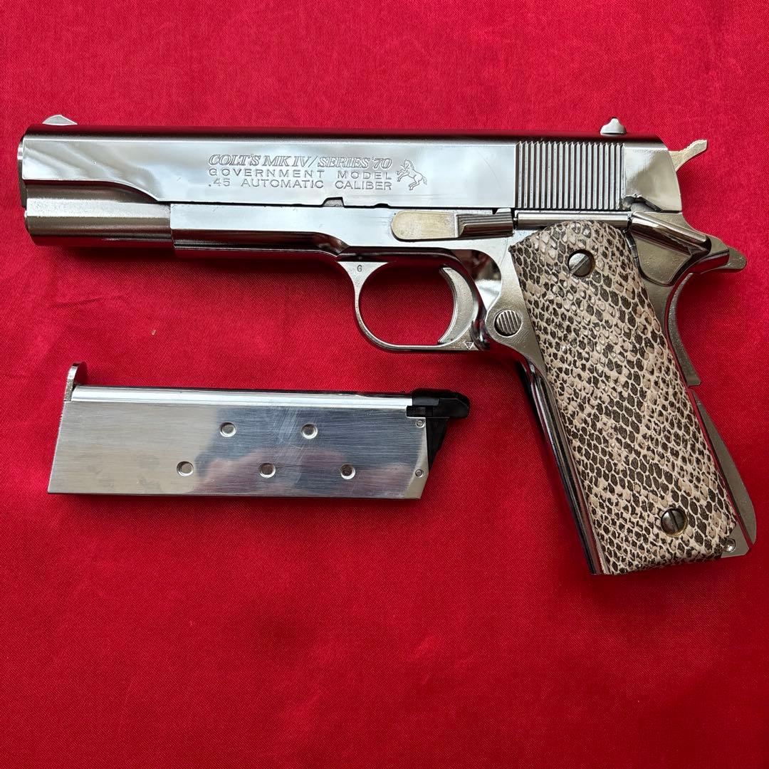 東京マルイ　コルトガバメント　ニッケルフィニッシュ　カスタムレザーグリップ訳あり