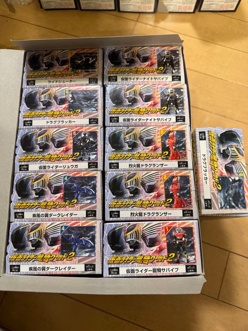 仮面ライダー龍騎ワールド2 全7種類