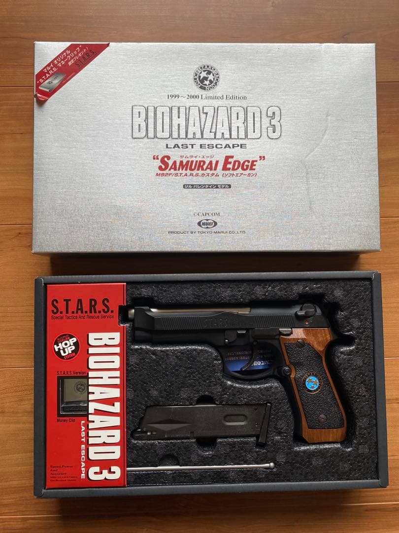 東京マルイ バイオハザード3 サムライエッジ M92F STARSカスタム