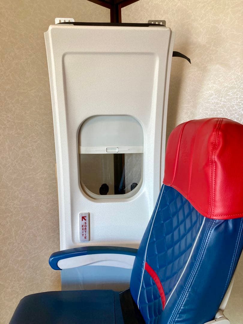 ダグラス DC-9 機内 客室 内装 壁 パネル ウィンドウガラス