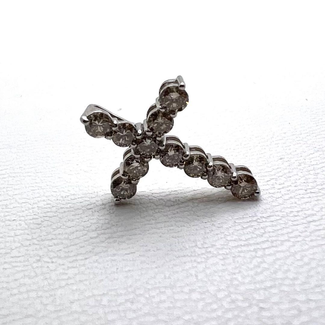 プラチナpt900ペンダントトップ　クロス　ダイヤ0.5ct 0.88 g