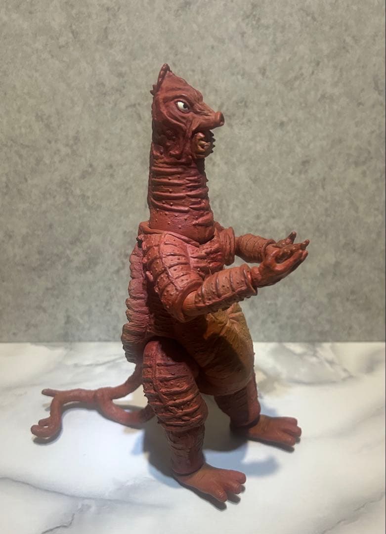 【X-PLUS】ウルトラマン大怪獣シリーズ 『赤色火焔怪獣バニラ』