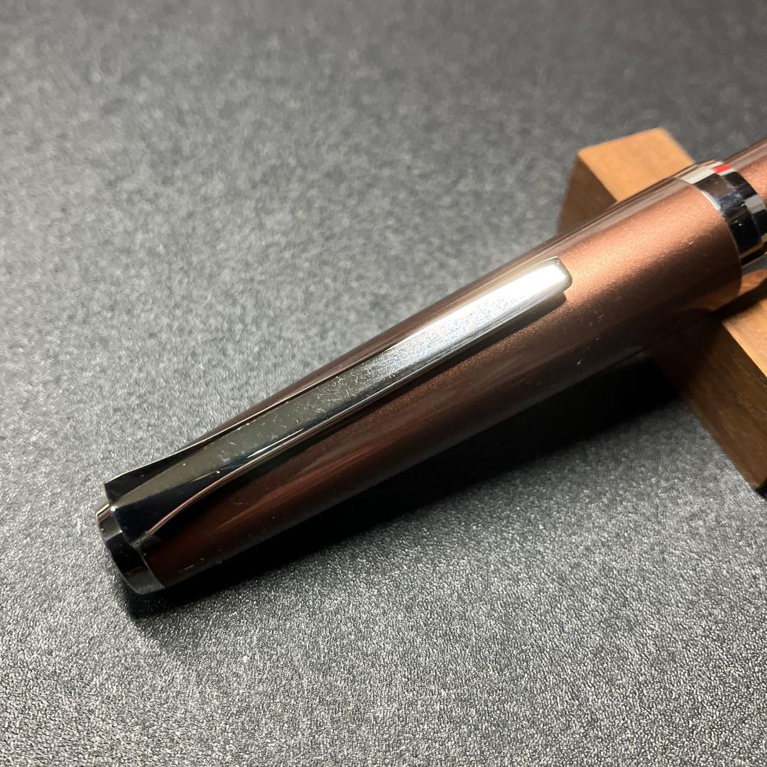 パイロット　万年筆エラボー金属軸SB ソフト太字　ブラウン