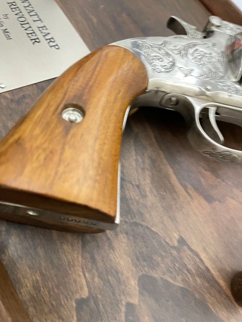 フランクリンミント WYATT EARP 44 リボルバー 観賞用 モデルガン