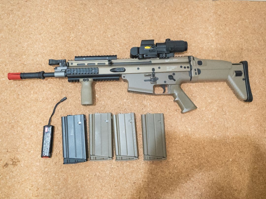 次世代電動ガン　スカー　H 　ホロサイト付き