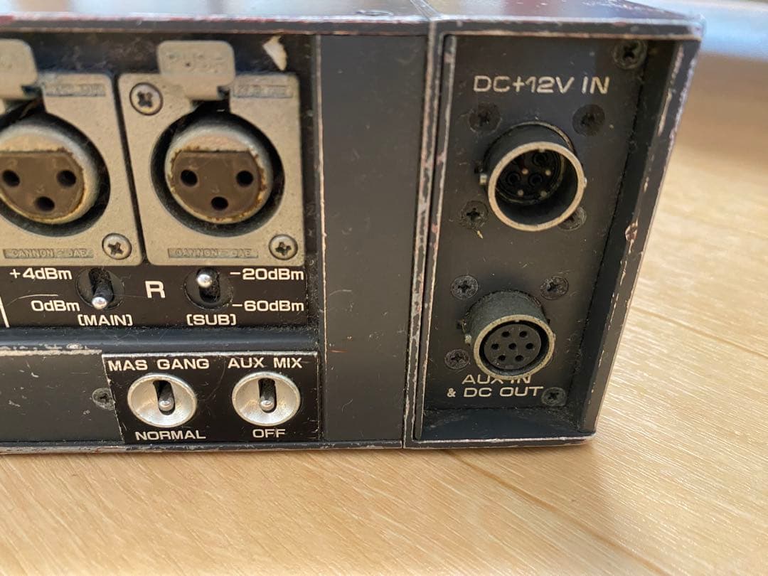 4chオーディオミキサー（sigma EFP-402L）