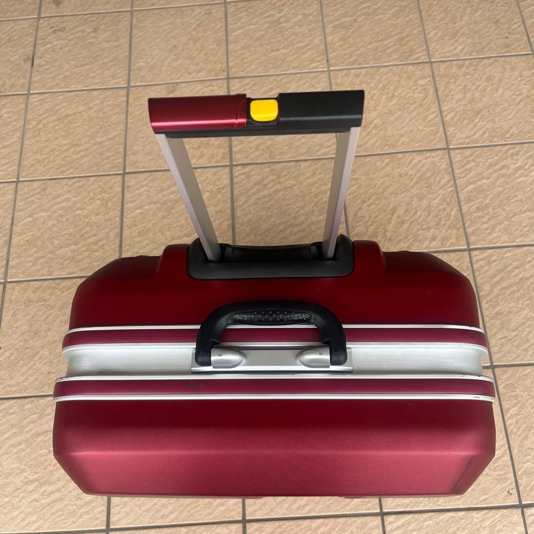 innovator イノベーター キャリーバッグ スーツケース 赤 ワインレッド