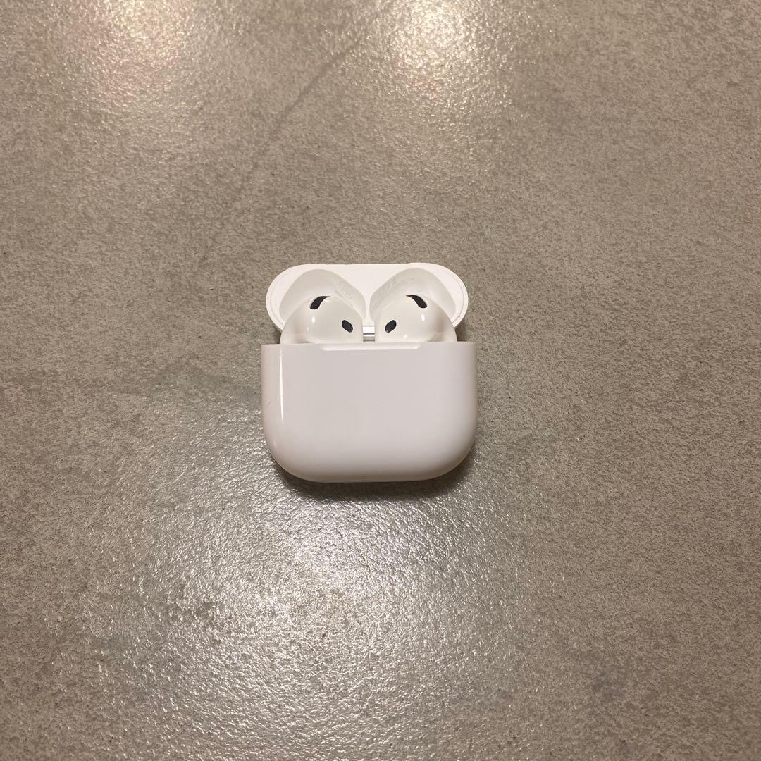 airports4 訳あり　AirPods4 アップル