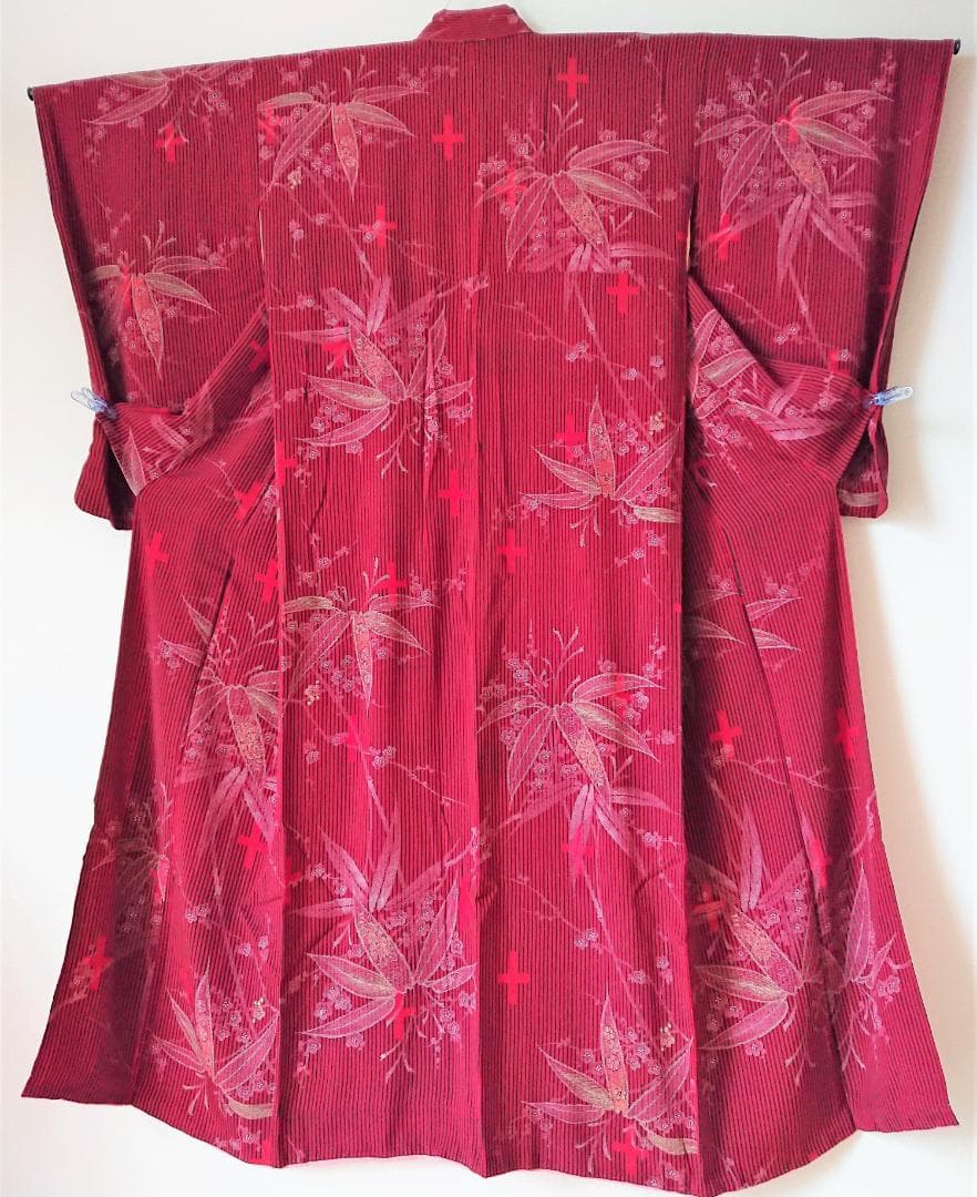 大正時代の着物 小紋 正絹 袷 時代物アンティーク 竹 笹 梅 十字架 クロス