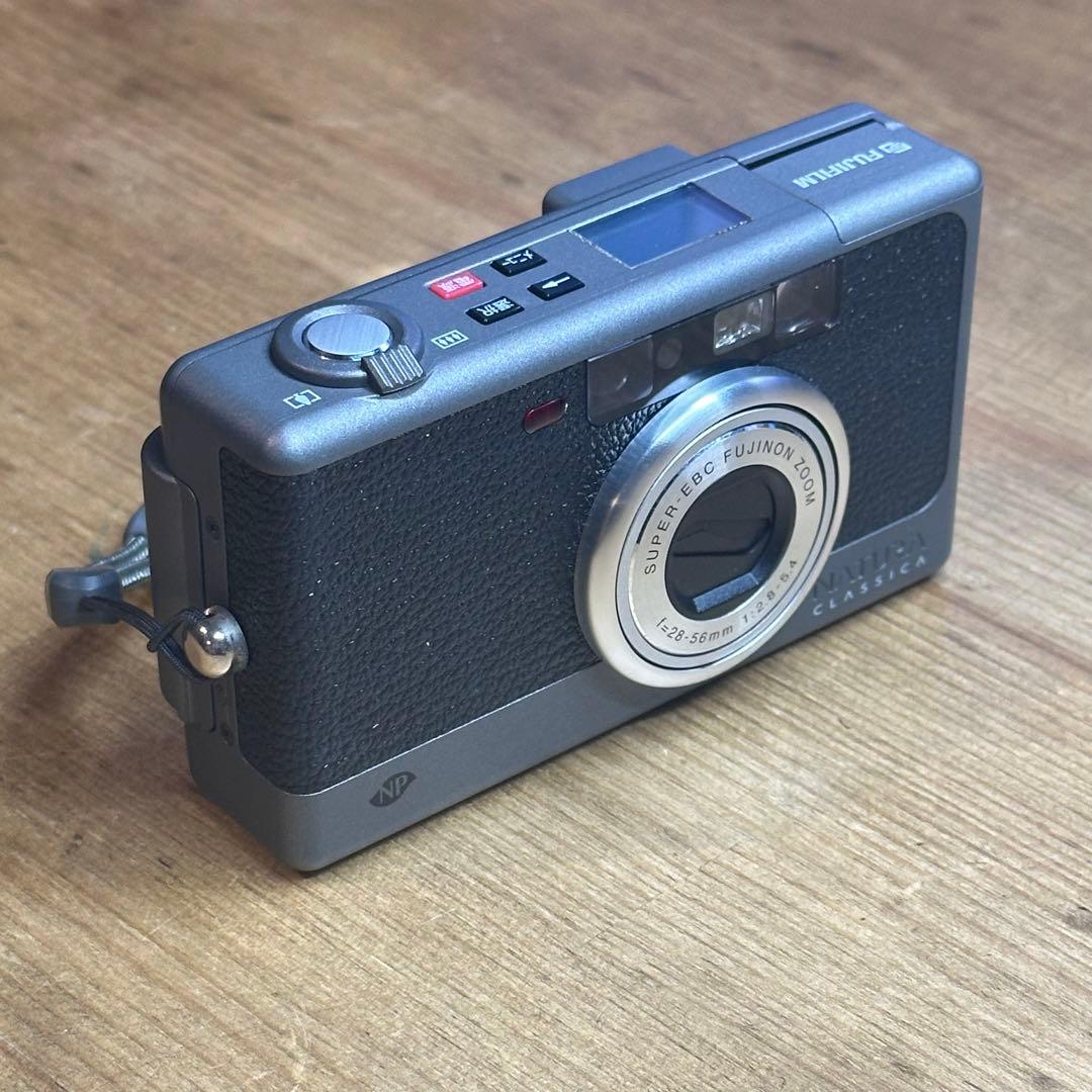 FUJIFILM NATURA CLASSICAコンパクトカメラ