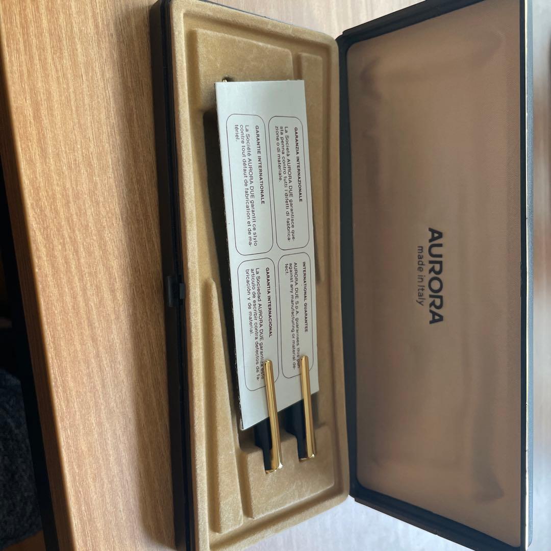 AURORA万年筆、ボールペンのセット