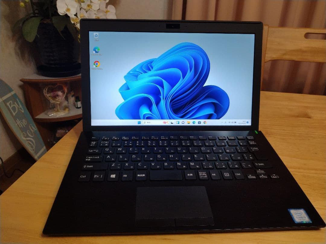 軽量薄型☆VAIO VJPF11C11N i3 7100U 4GB SSD128