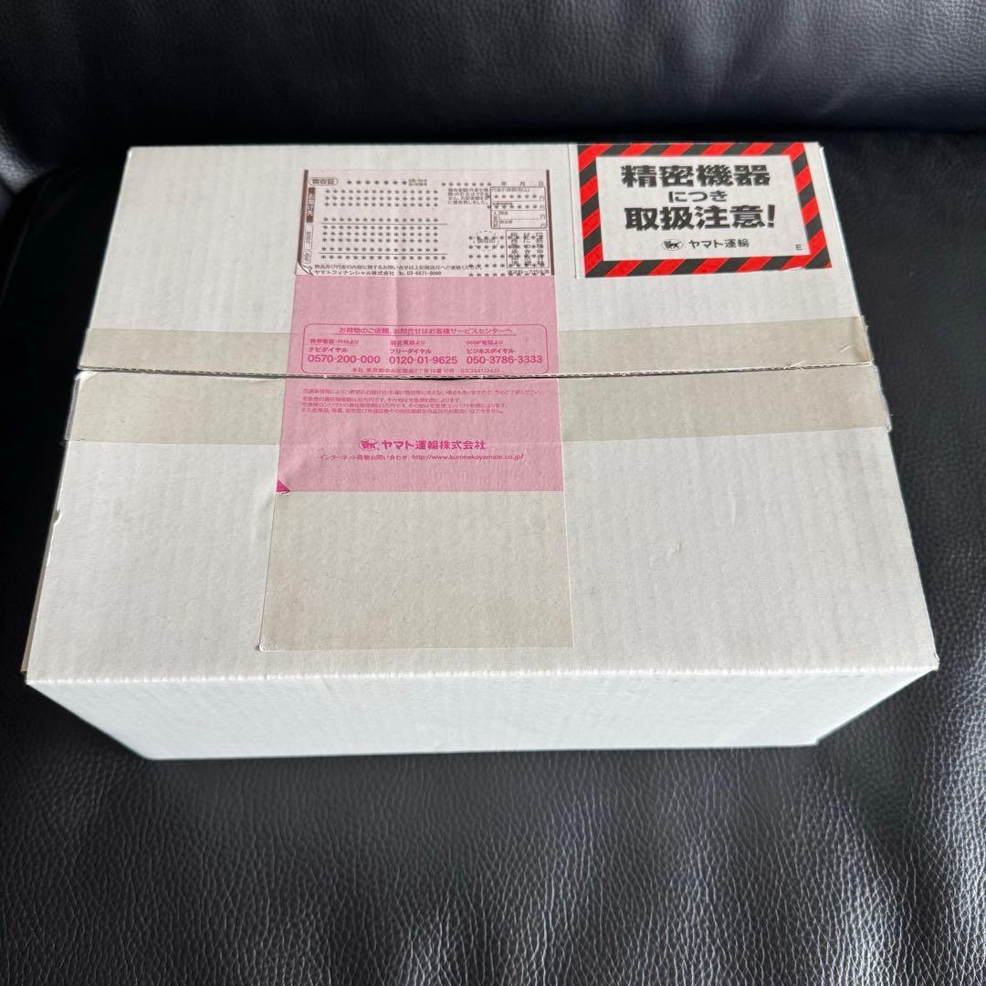 Supreme シュプリーム　Mophie Powerstation go