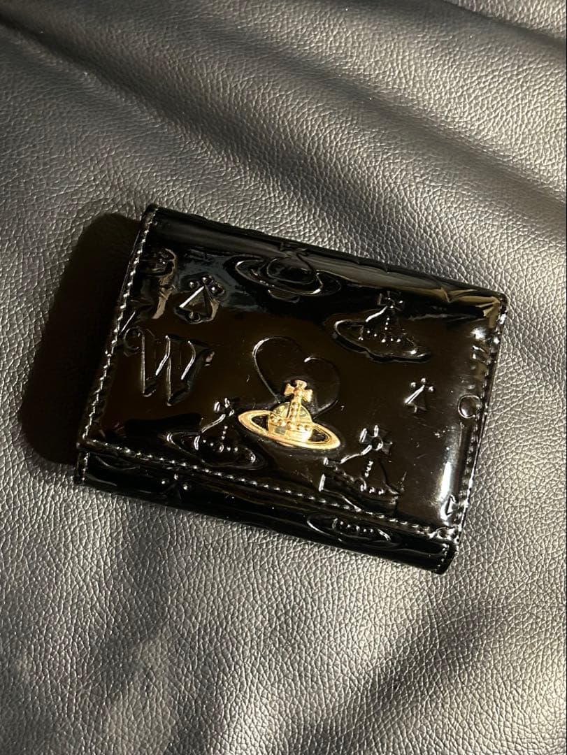 Vivienne Westwood エンボス三つ折り財布 ブラック