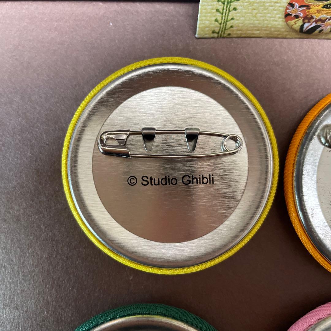 ジブリがいっぱい 刺繍ブローチ　コンプリート　　セット　缶バッチ　缶バッジ