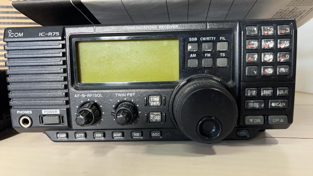 iCOM /IC-R75　レシーバー　 無線機　ジャンク品　アイコム