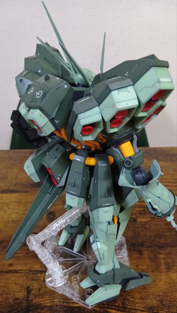ガンプラ　ZZガンダム re 1/100 ハンマ・ハンマ　塗装済完成品
