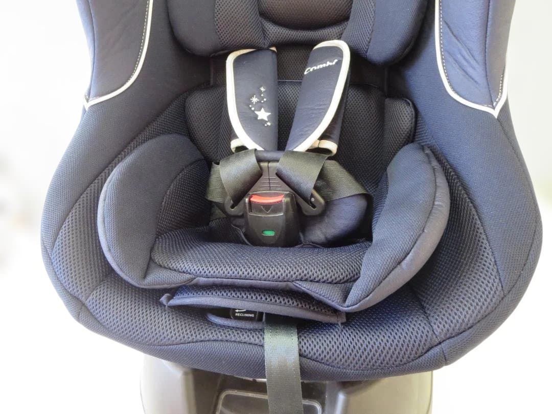 コンビ　チャイルドシート　クルムーヴ シンプライトSimplight 回転式