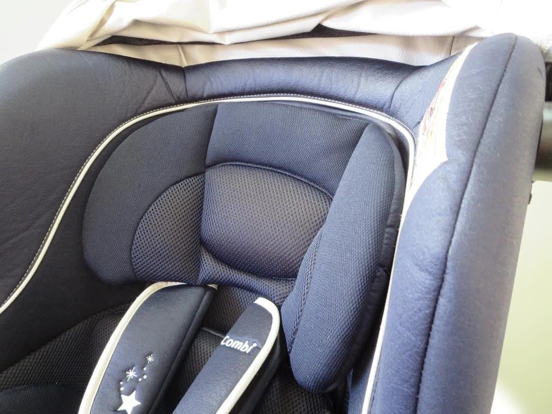 コンビ　チャイルドシート　クルムーヴ シンプライトSimplight 回転式