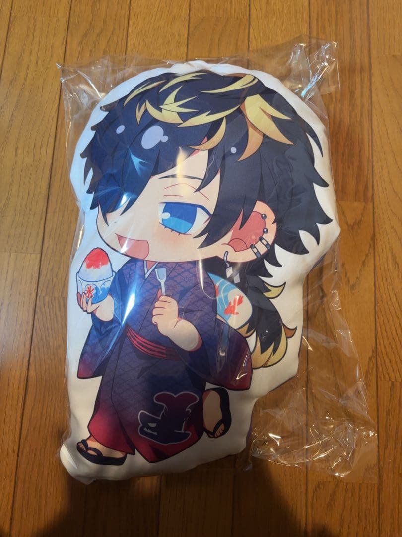 ヒプノシスマイク ダイカットクッション 四十物十四