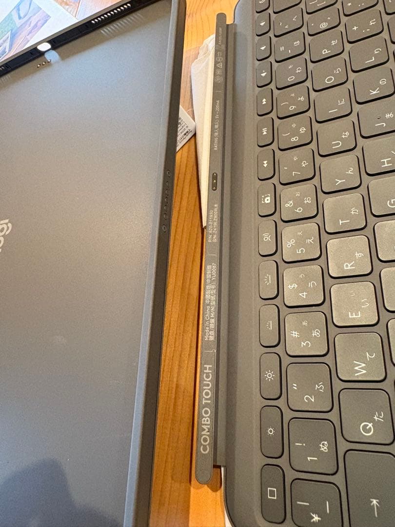 ロジクール Combo Touch iPad Air 13インチ M3 & M2