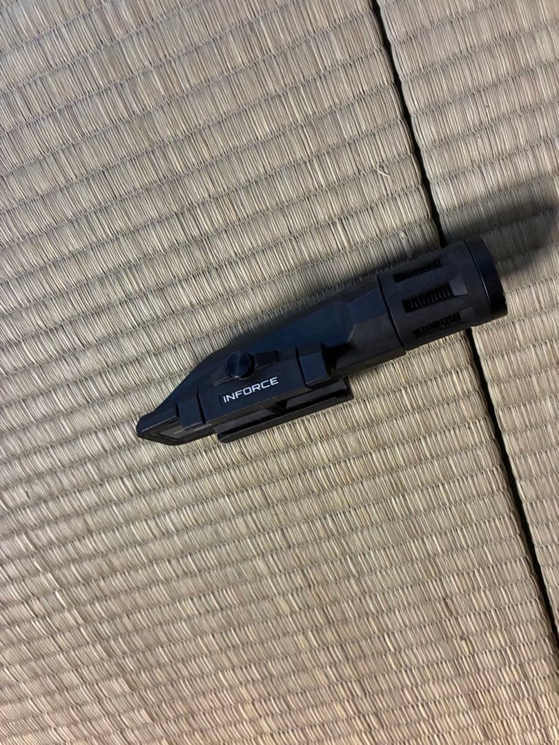 実物INFORCE （IR）ガンライト