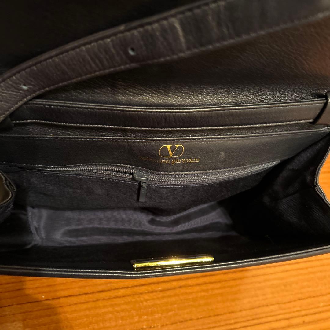 ヴァレンティノ ガラヴァーニ ショルダーバッグ　ネイビー