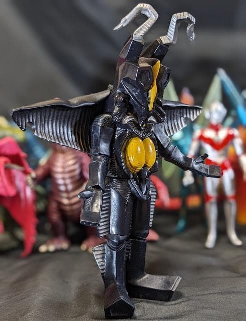 ウルトラマンパワード＆登場怪獣・宇宙人（バンダイ）ソフビコンプリート18体セット