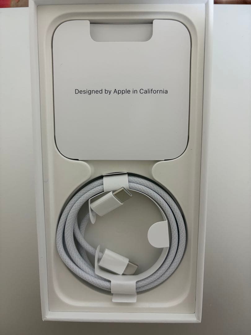 美品 iPhone15 Black ブラック 128GB