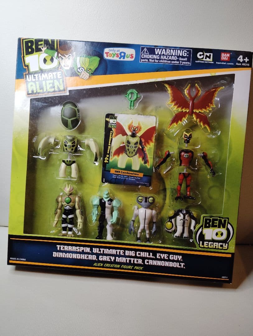 BEN 10 フィギュア トイザらス限定